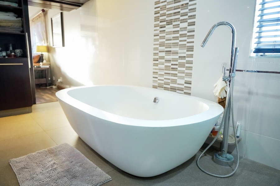 4 Bedroom Property for Sale in Wilkoppies North West